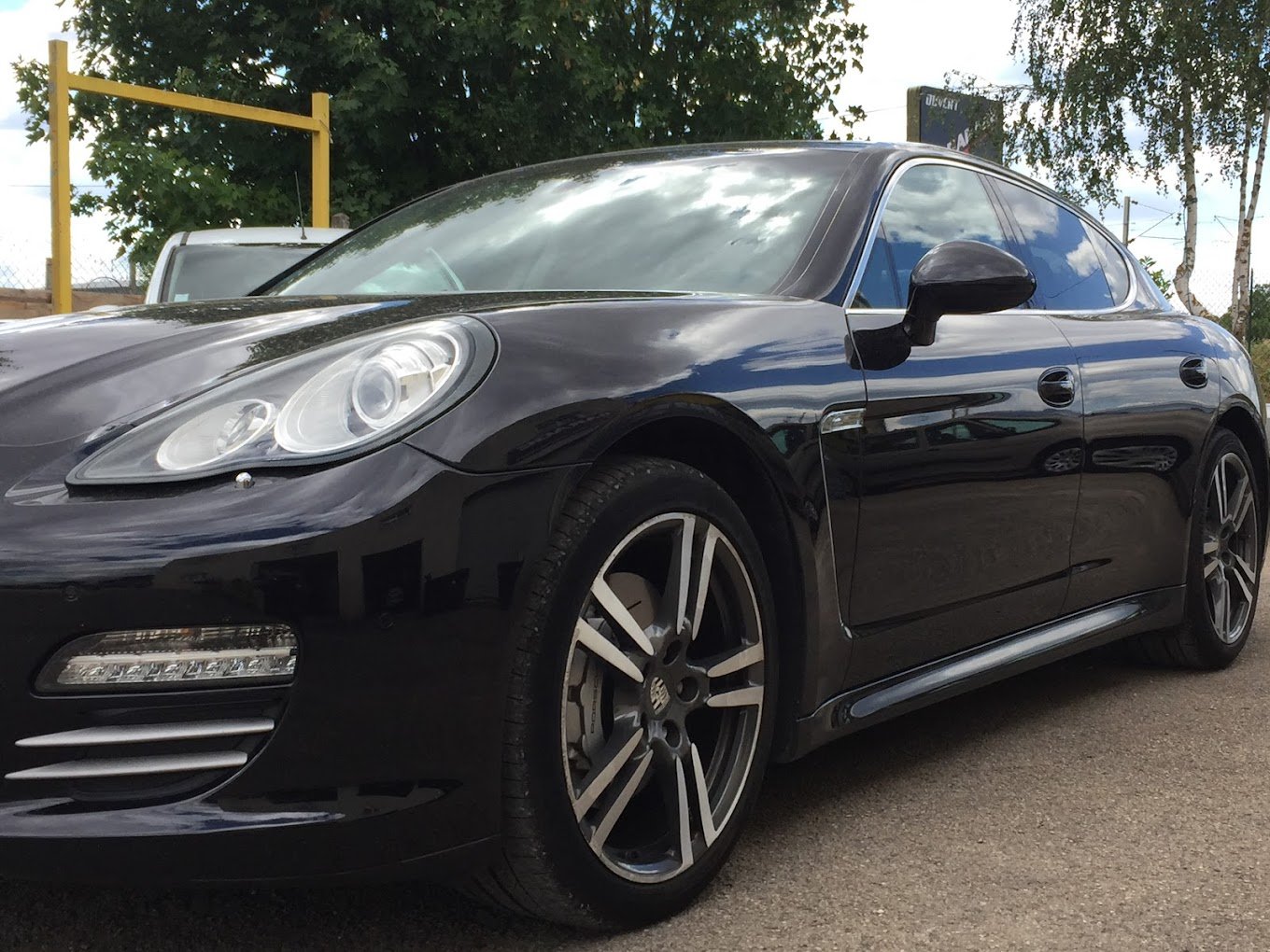 Atelier professionnel carrosserie peinture