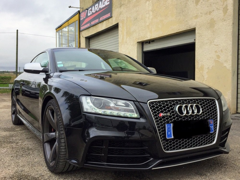 Intervention mécanique sur véhicule