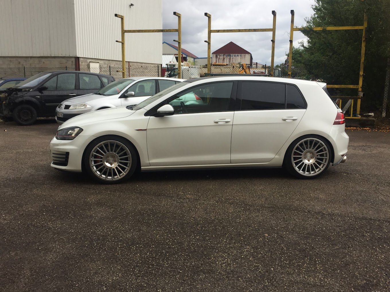 Véhicule d'occasion SV Garage